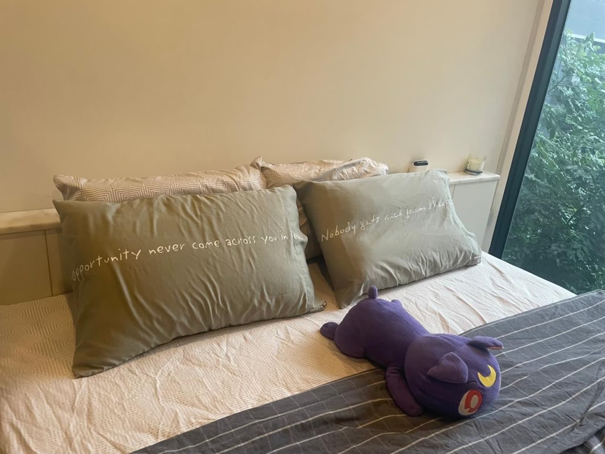 2 Bed Condo for Sale in Huai Khwang - Image 9