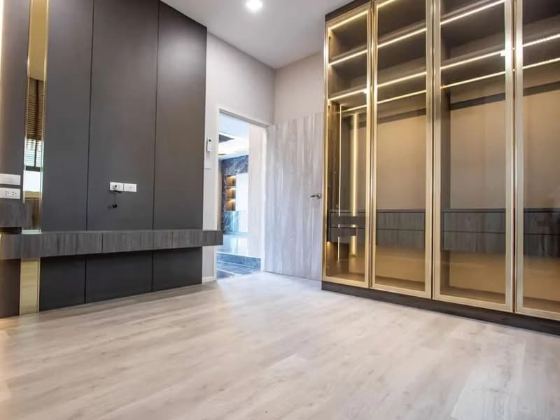 4 Bed House for Sale in San Kamphaeng