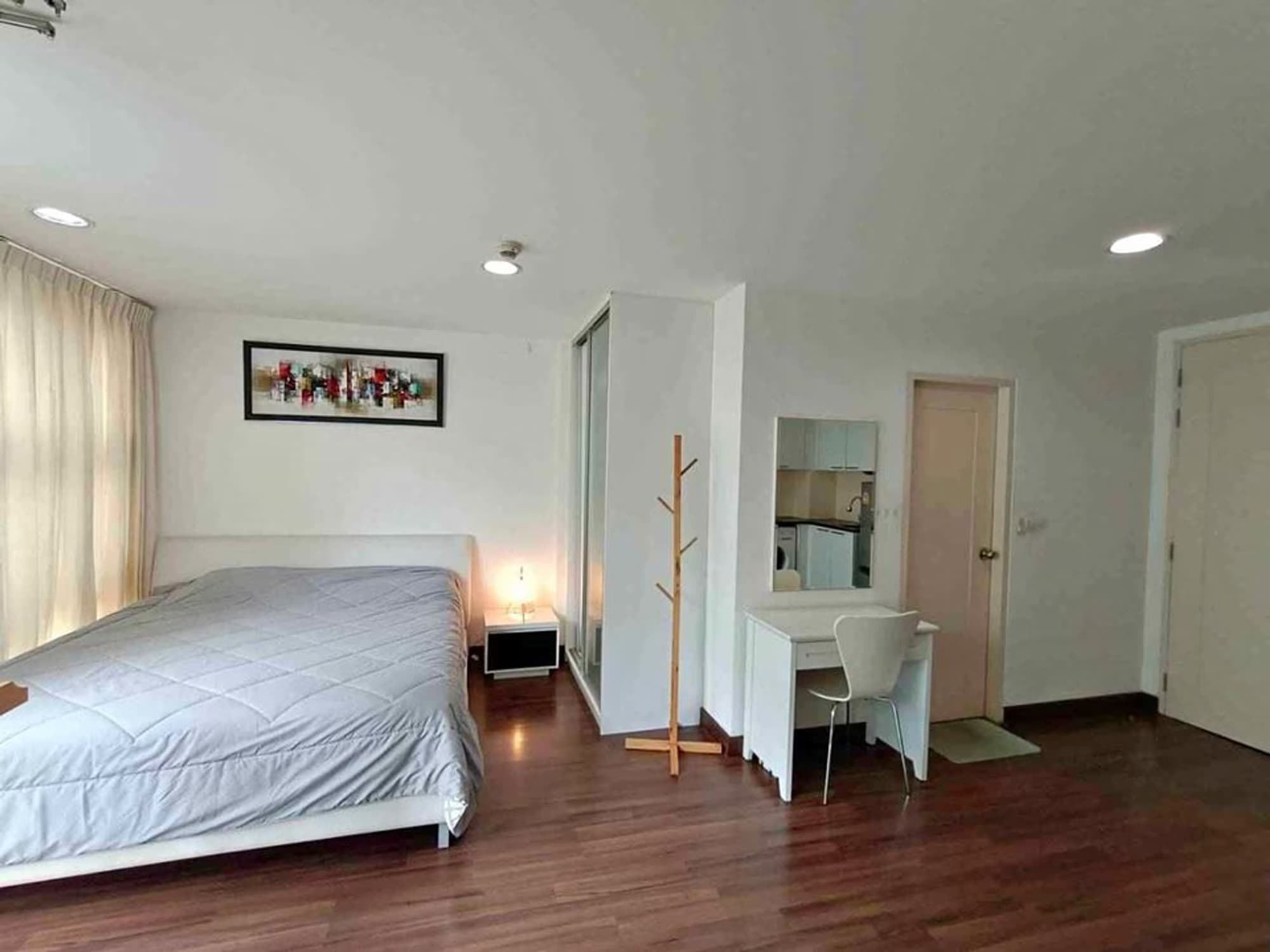 Condo for Sale at D65 Condominium - Image 1