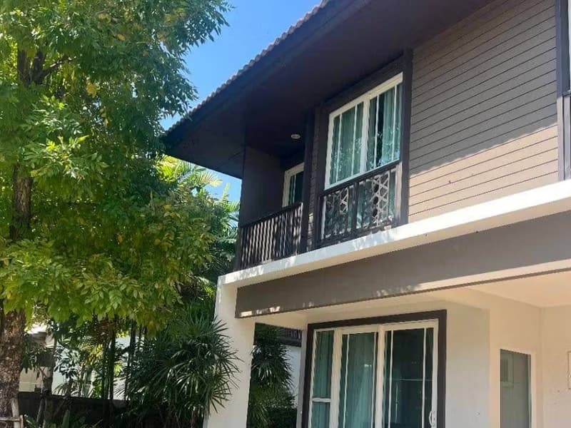 4 Bed House for Rent in Mueang Chiang Mai