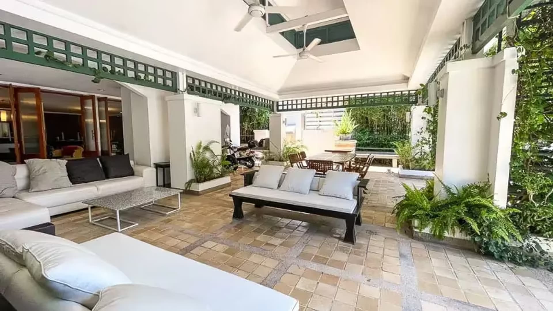 Tudor Style Mansion for Sale near Mountain - Image 34