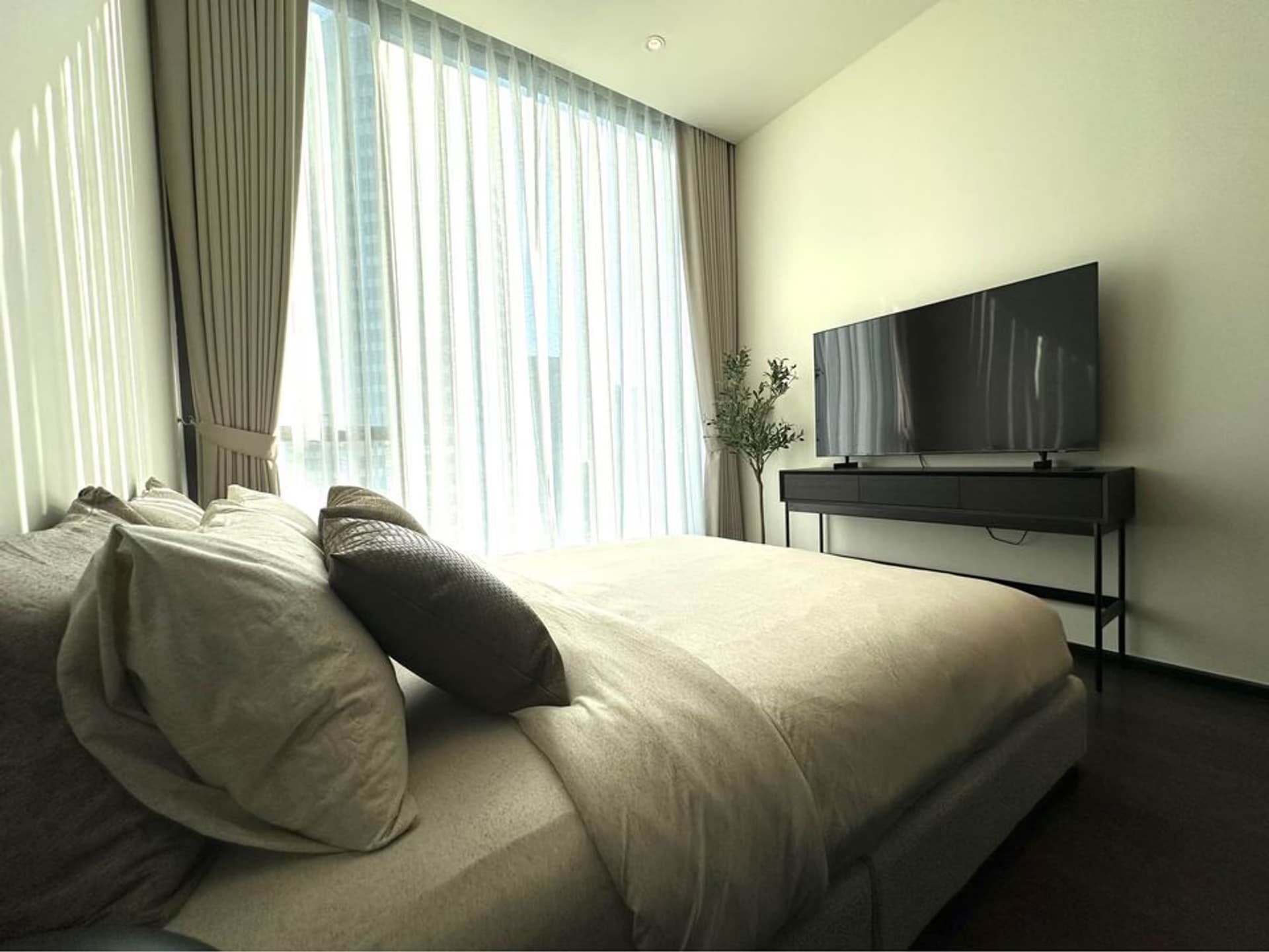 Laviq Sukhumvit 57 - Image 7