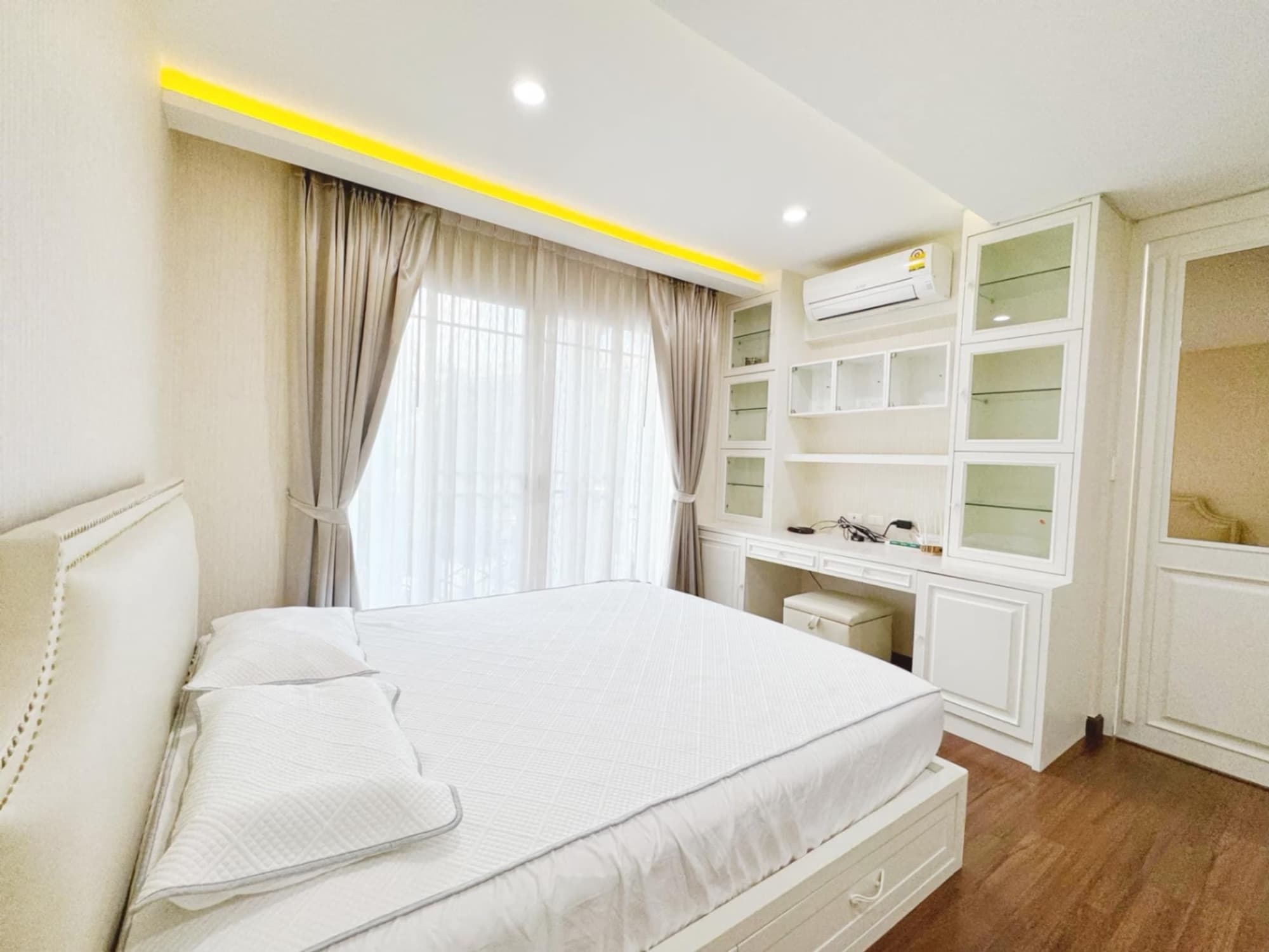 3 Bed House for Rent in Khlong Toei - Image 15