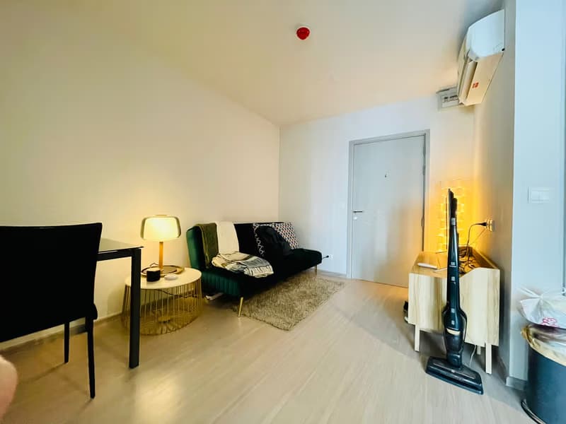  Condo for Sale at Aspire Asoke-Ratchada