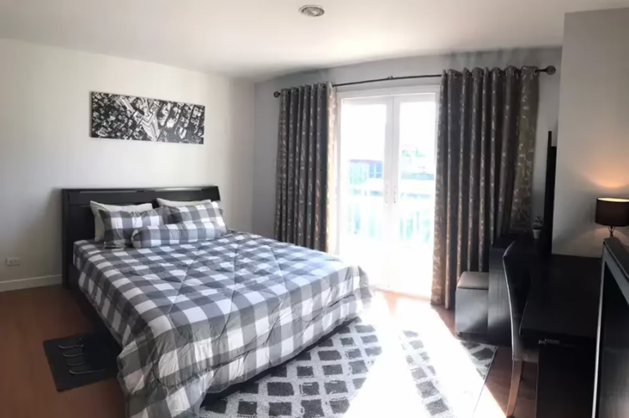 1 Bedroom Condo - Image 5