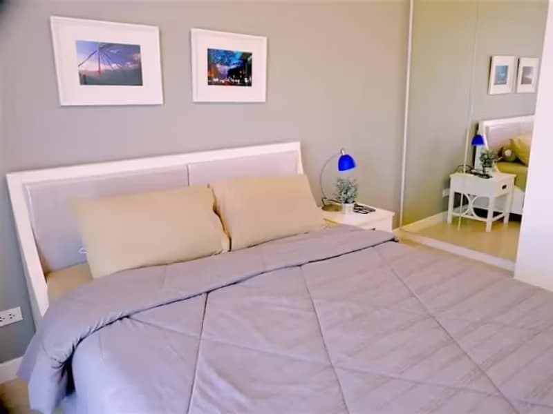 1 Bedroom Condo