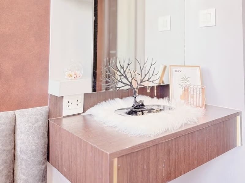 1 Bed Condo for Sale in Ratchathewi