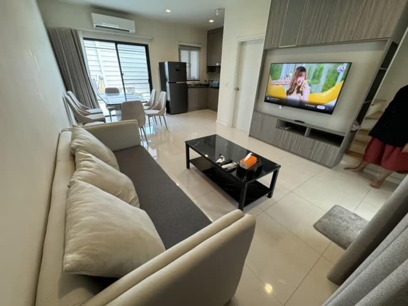 3 Bed Townhouse for Rent in Prawet