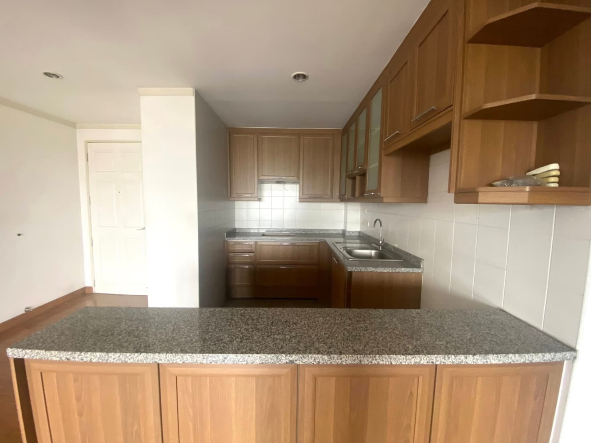 3 Bed Condo for Sale in Sathon - Image 5