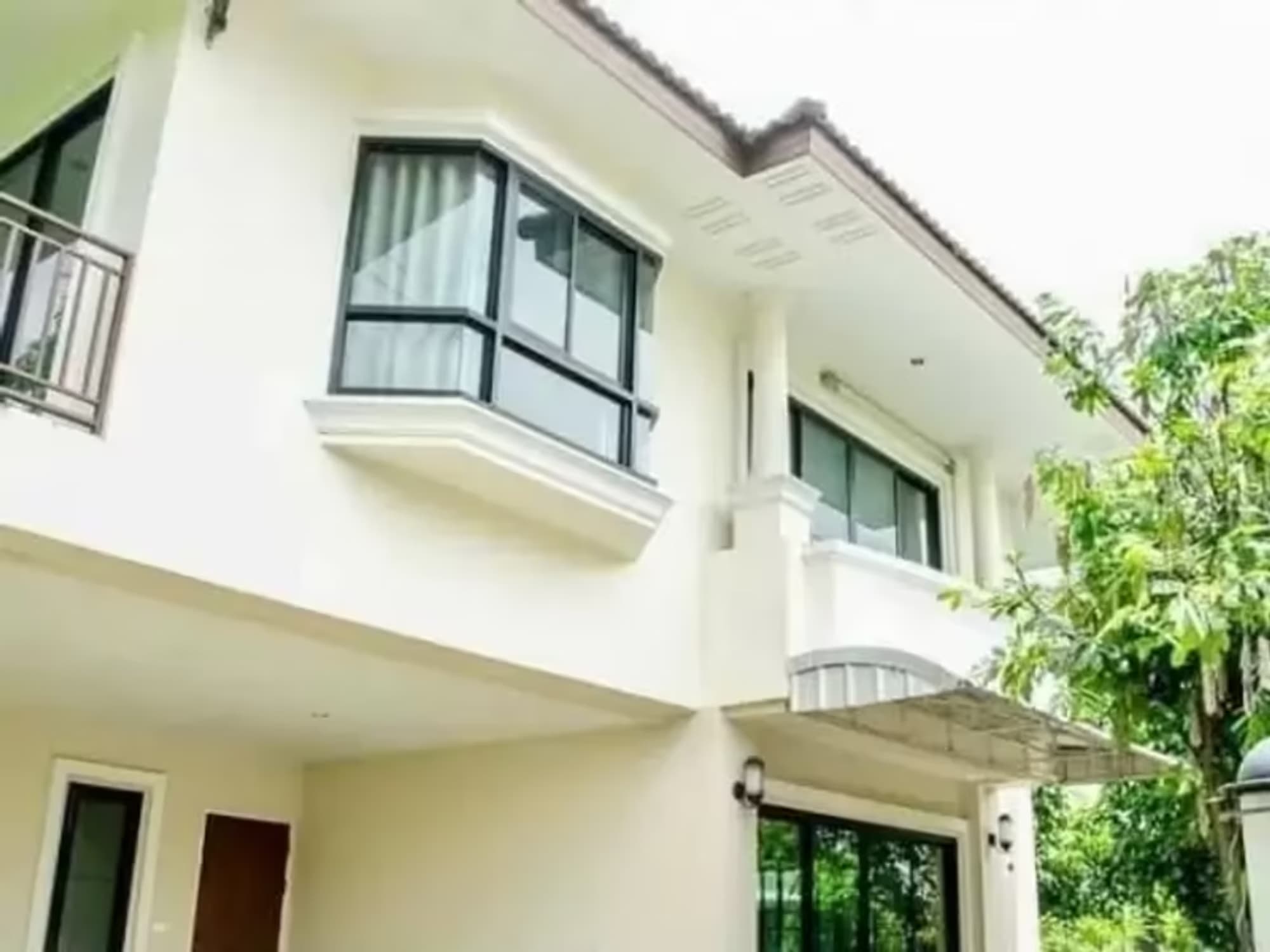 3 Bedroom House - Image 2