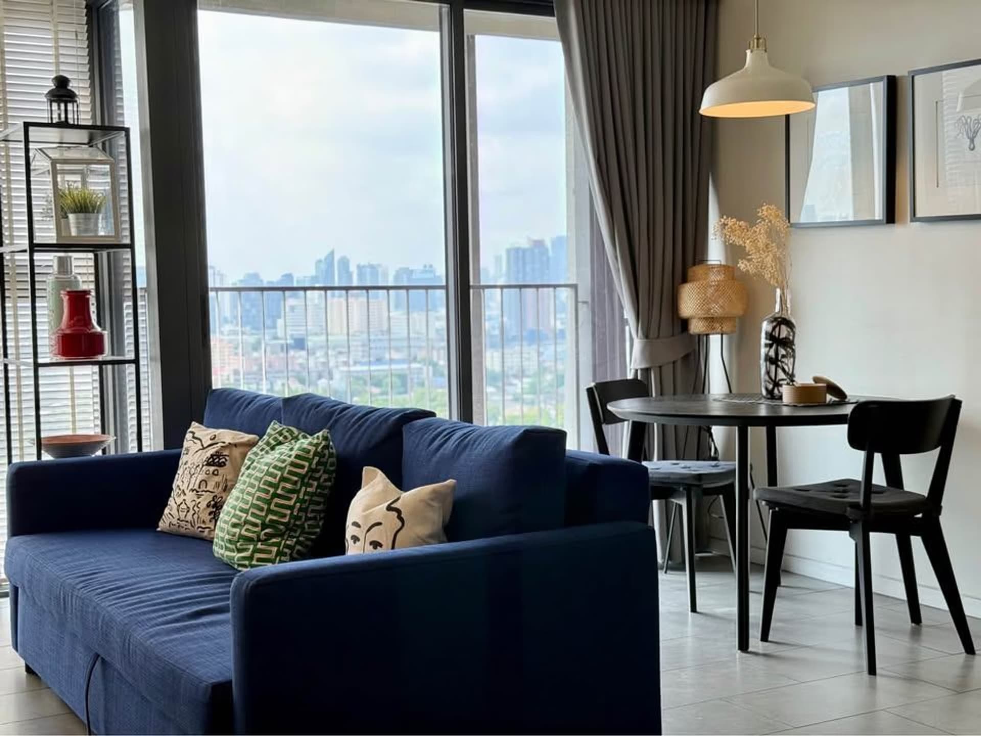 2 Bed Condo for Rent in Phaya Thai - Image 8