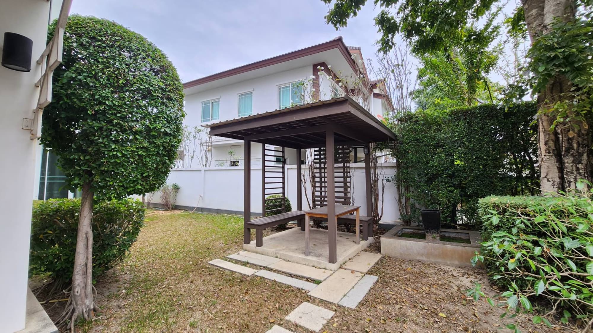 4 Bed House for Rent in Mueang Chiang Mai - Image 27
