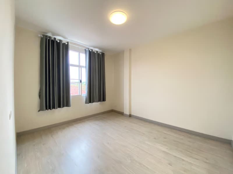 4 Bed Townhouse for Rent in Hang Dong