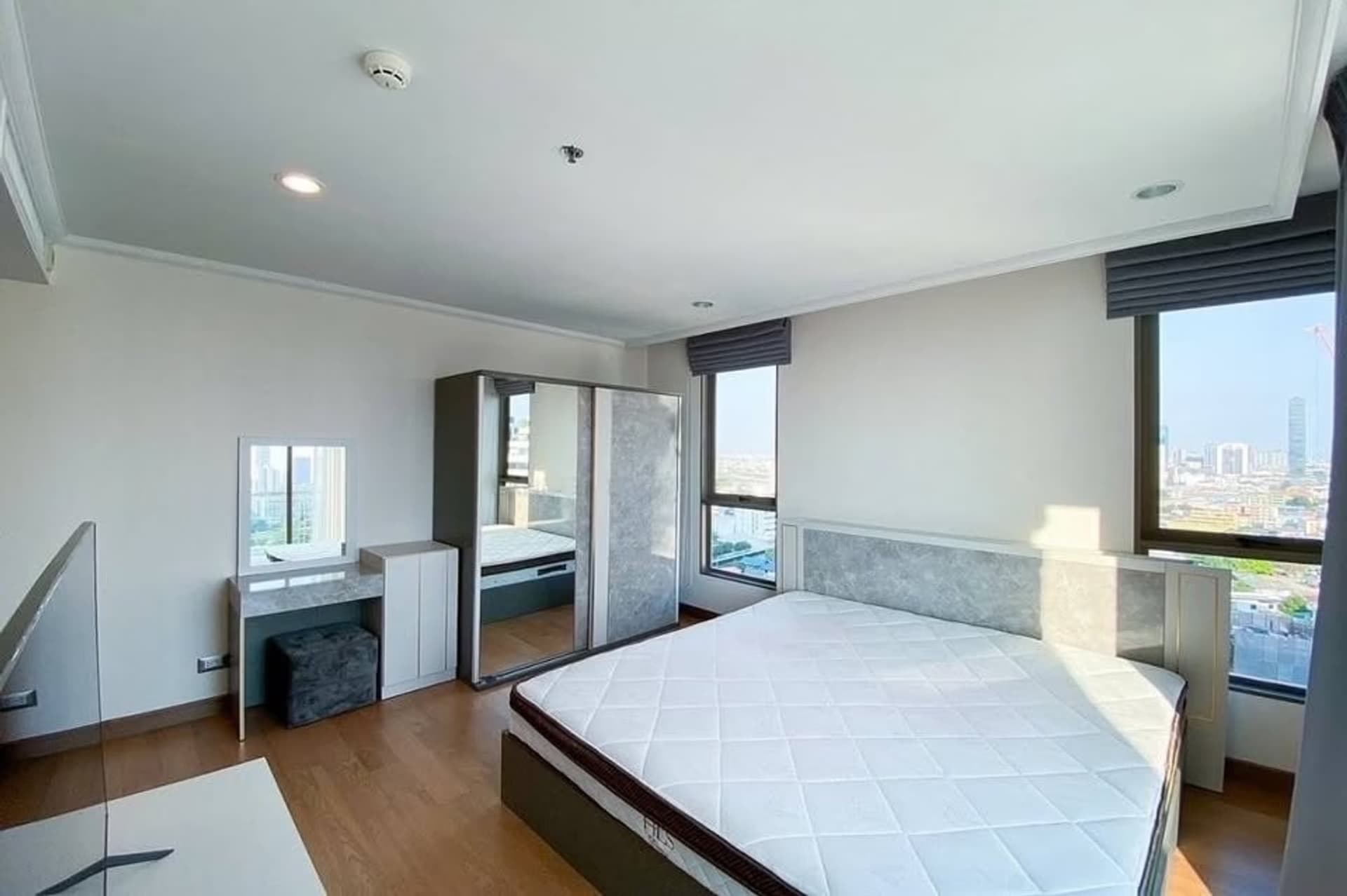 2 卧室 公寓 用于 出售 在 Watthana - Image 3