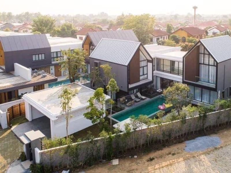 4 Bed House for Rent and Sale in San Sai District