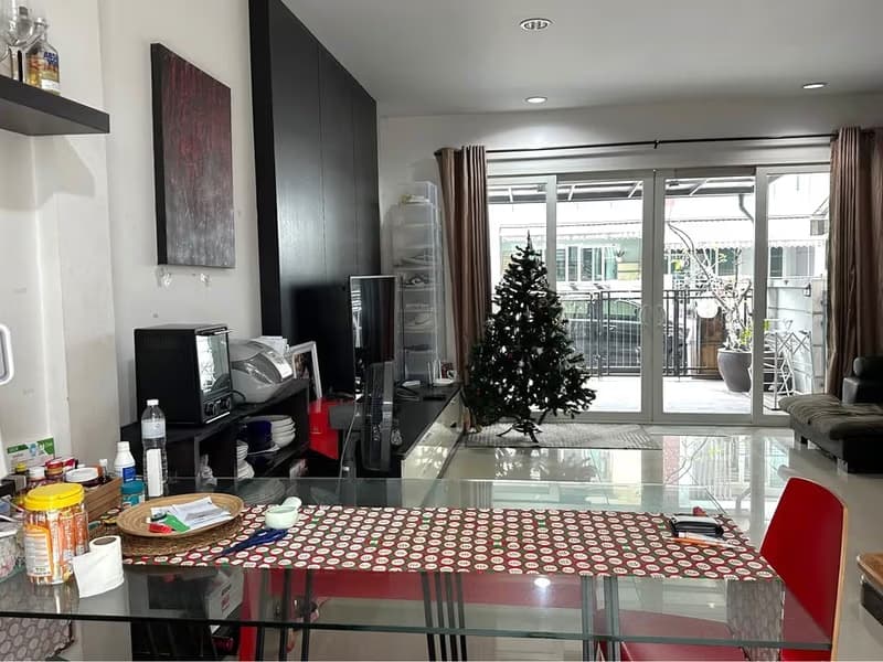 3 Bed Townhouse for Sale in Wang Thonglang