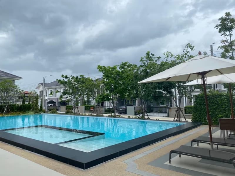 Townhouse for Rent at "Golden Neo, Sukhumvit LaSalle"