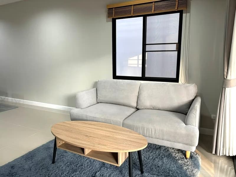4 Bed House for Rent in Saraphi