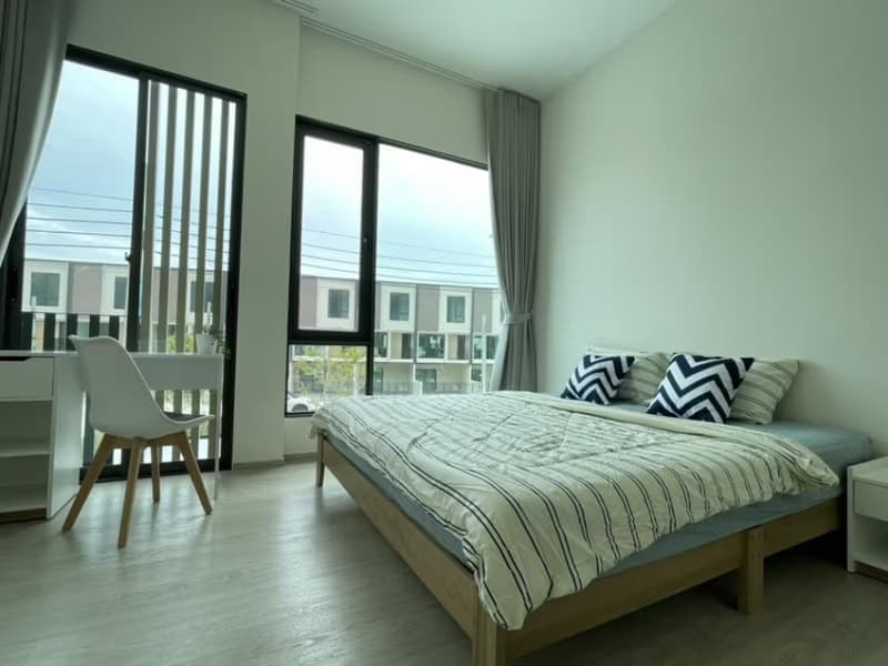2 Bed Townhouse for Rent in Bang Phli
