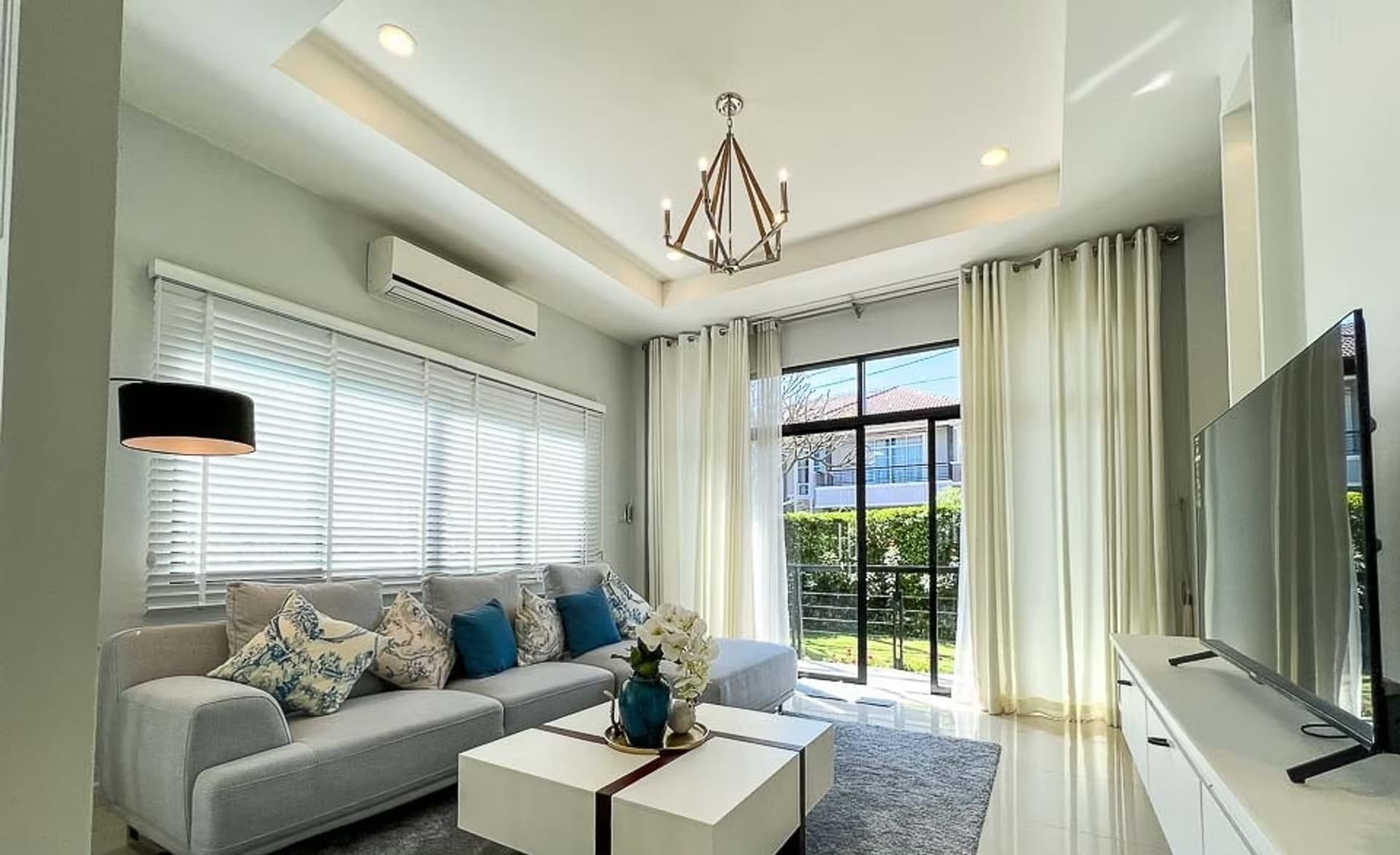 3 Bedroom House - Image 13