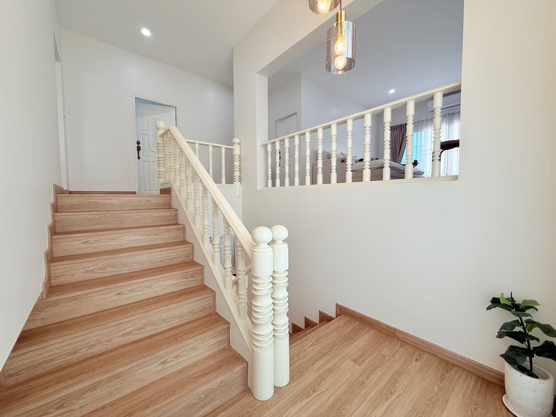5 Bed House for Rent and Sale in Hang Dong - Image 42