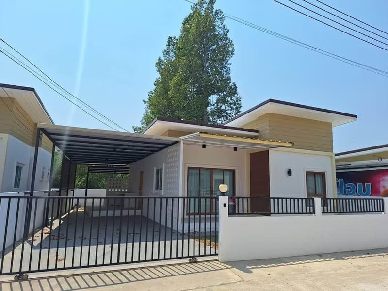 3 Bed House for Rent in Saraphi