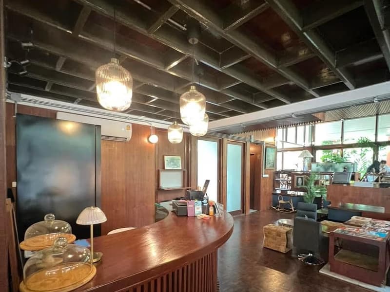 undefined Bed Commercial for Rent and Sale in Watthana