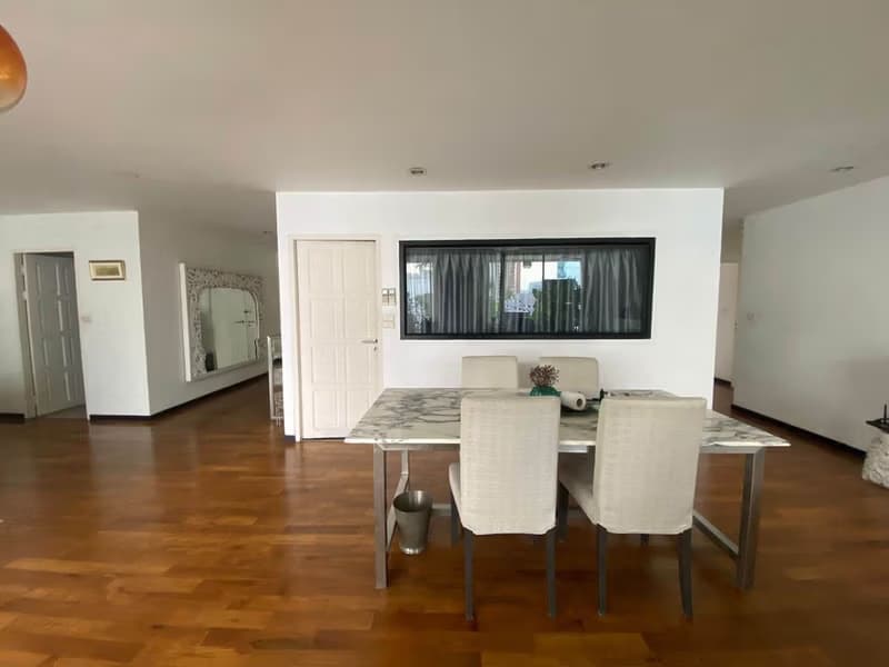 3 Bed Condo for Rent and Sale in Watthana