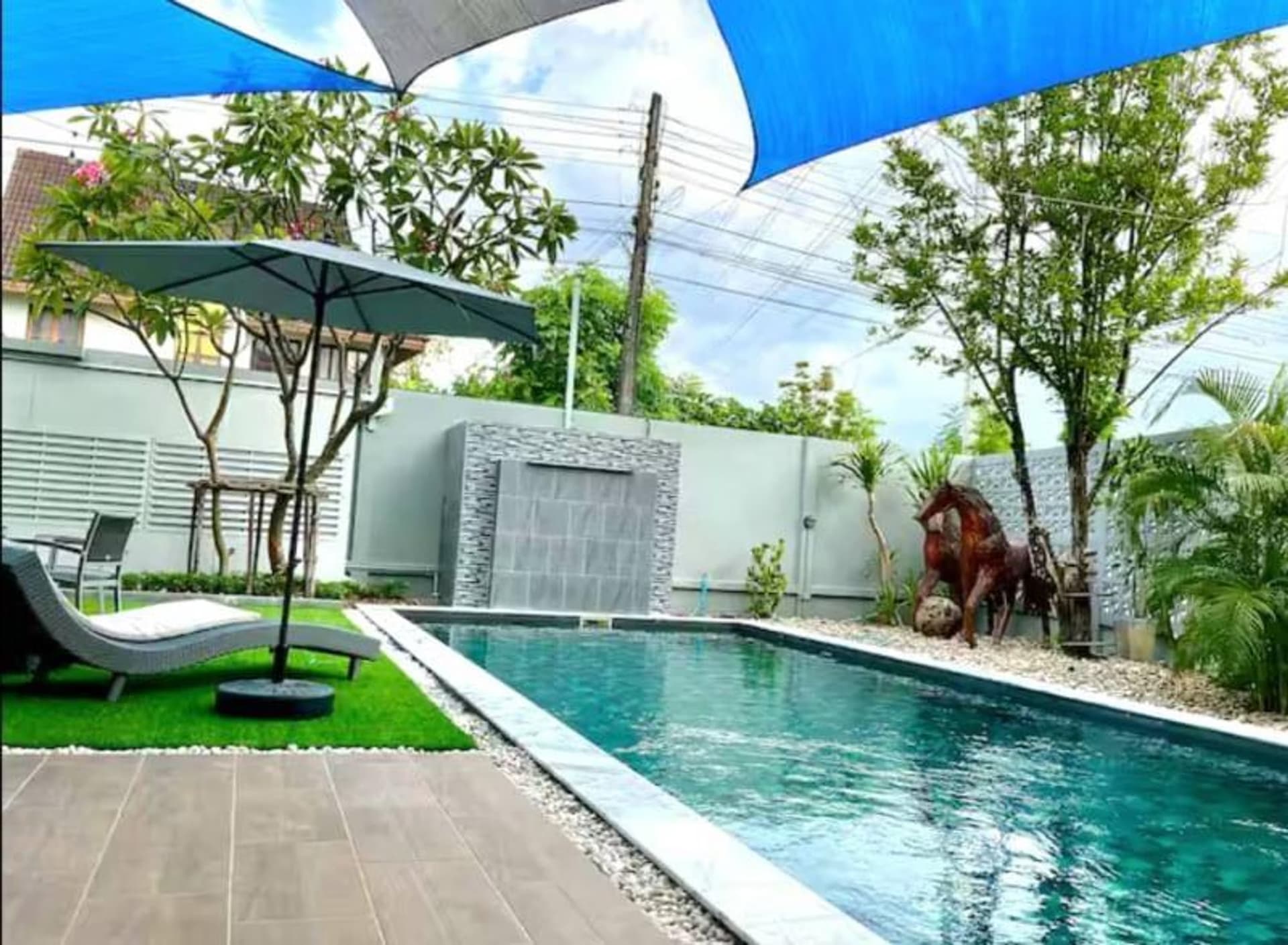6 ห้องนอน บ้าน สำหรับ จำหน่าย ใน Mueang Chiang Mai - Image 2