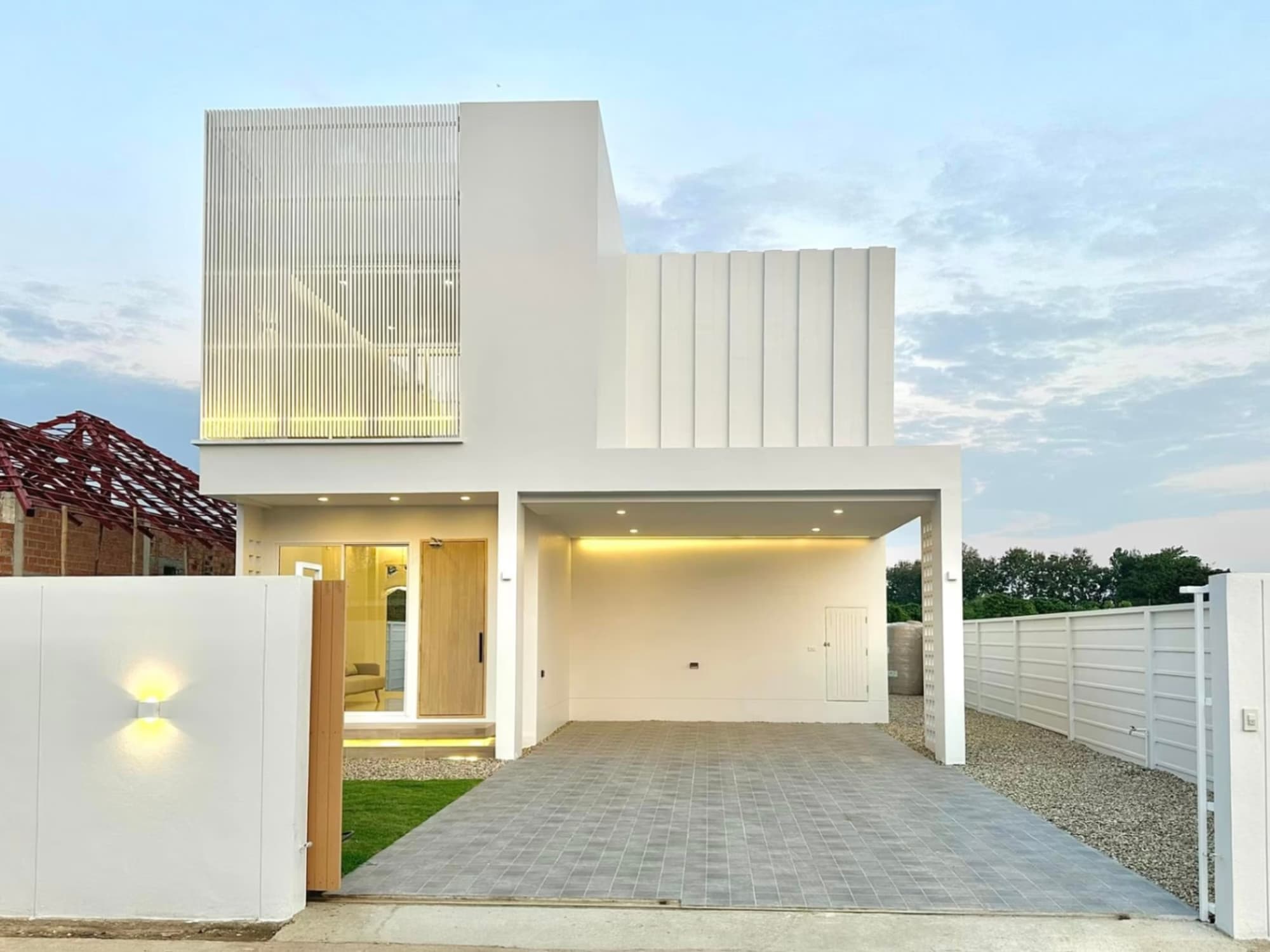 3 ห้องนอน บ้าน สำหรับ ขาย ใน Saraphi District - Image 1