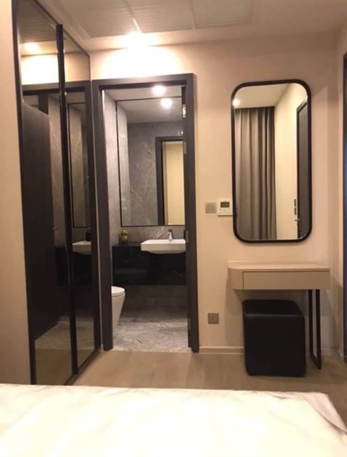 1 Bed Condo for Rent and Sale  Near Asok BTS - Image 6