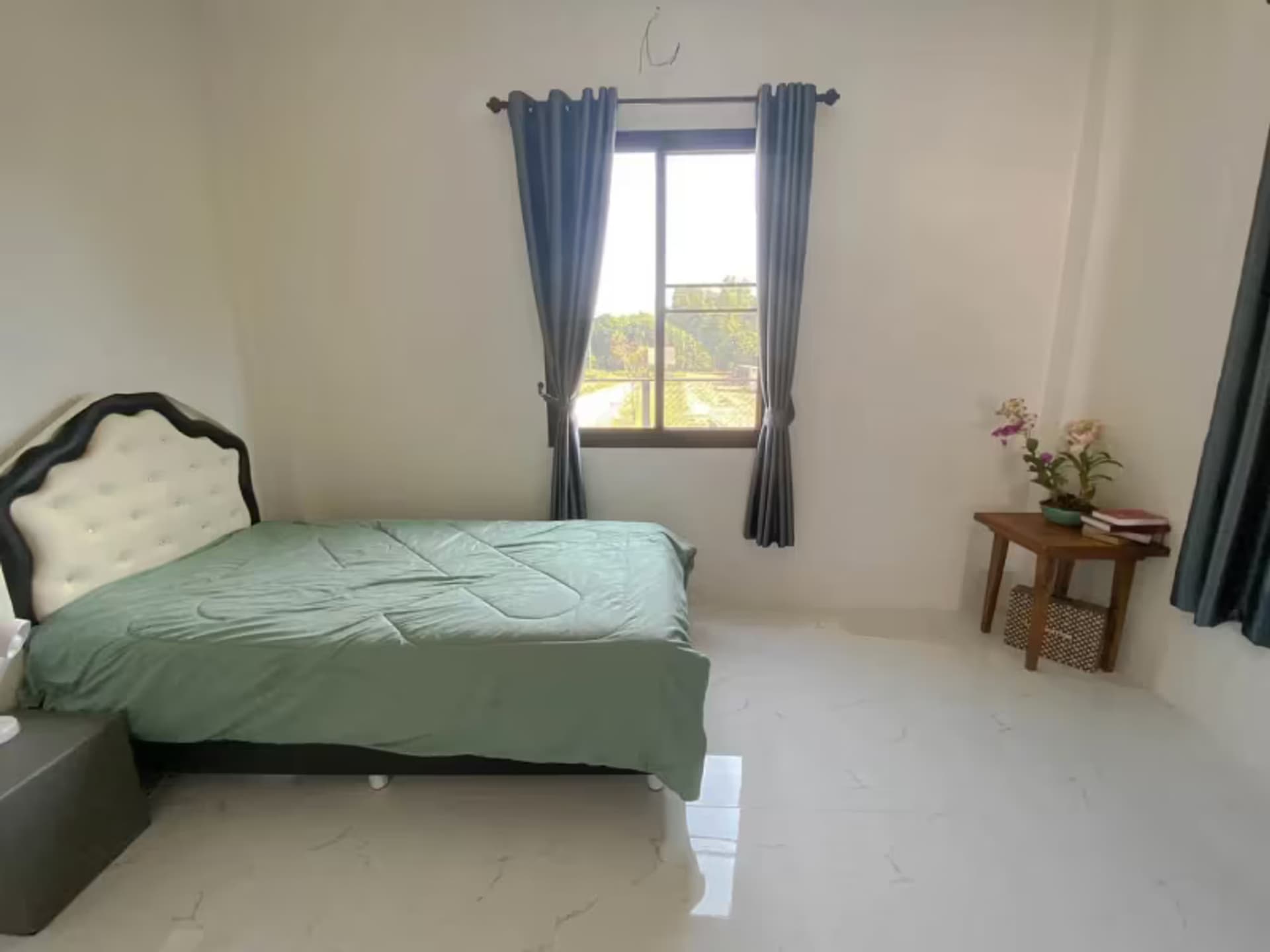 3 Bedroom House - Image 8