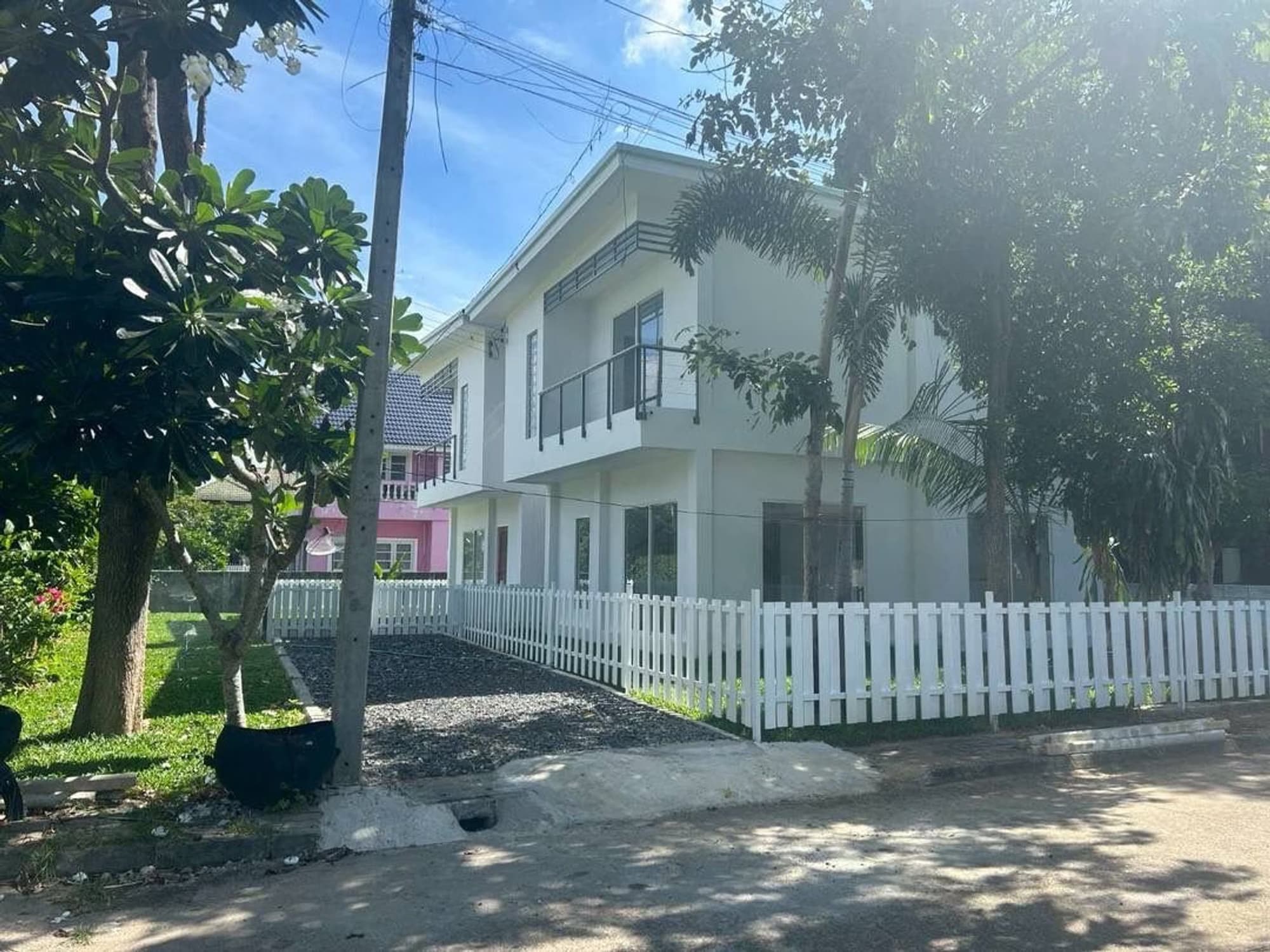3 Bed House for Rent in Saraphi - Image 18