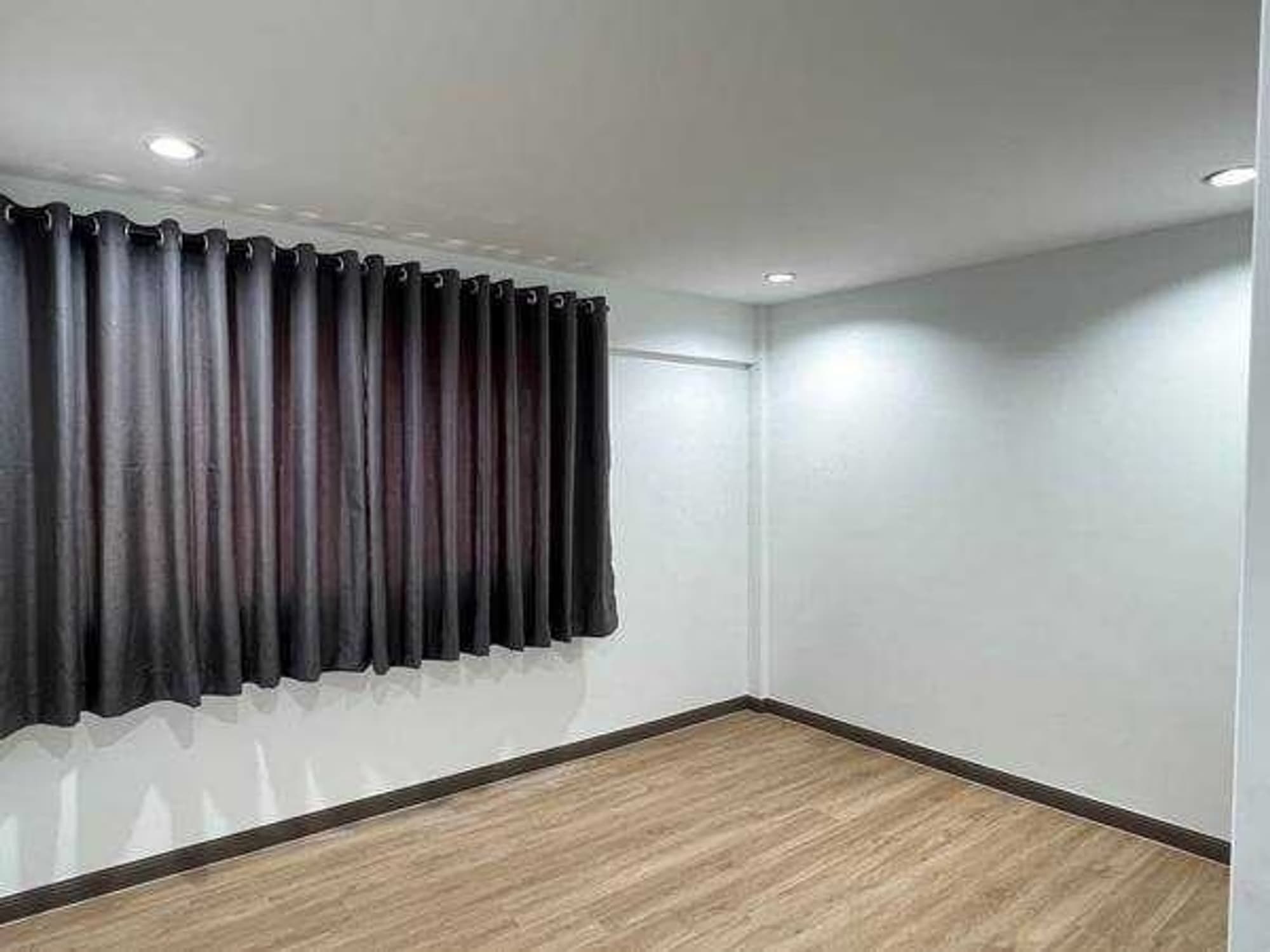 3 Bed House for Rent in Bang Na - Image 12