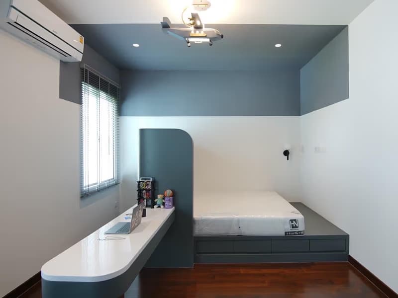 5 Bed House for Rent and Sale in Prawet