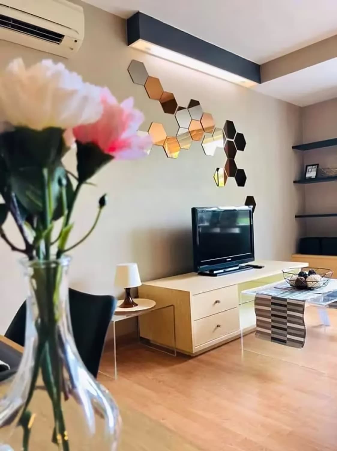 1 Bedroom Condo - Image 1