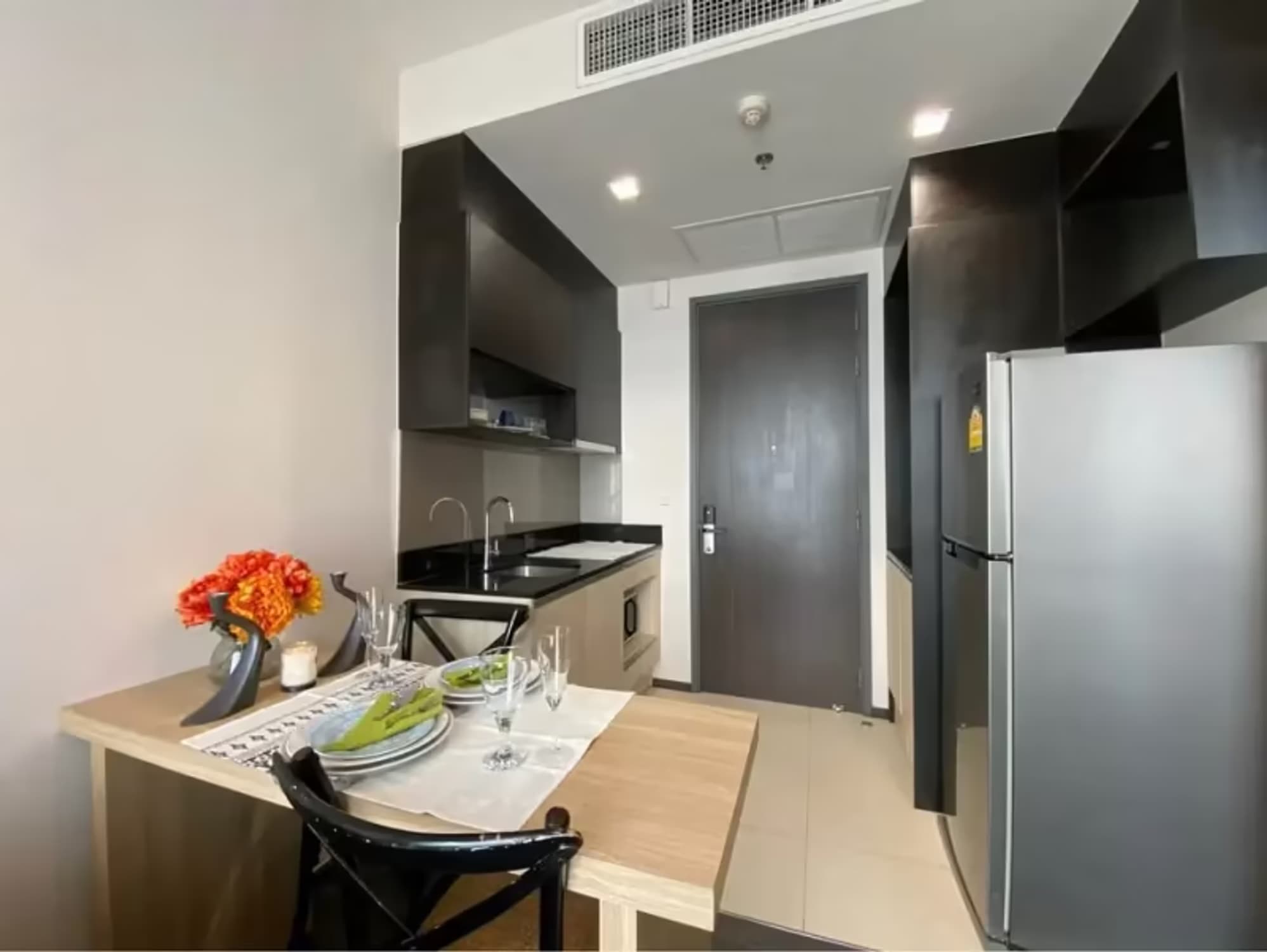 1 Bedroom Condo - Image 8