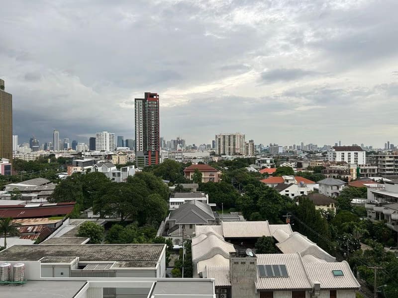 Condo for Rent at Regal Sathon-Naradhiwas