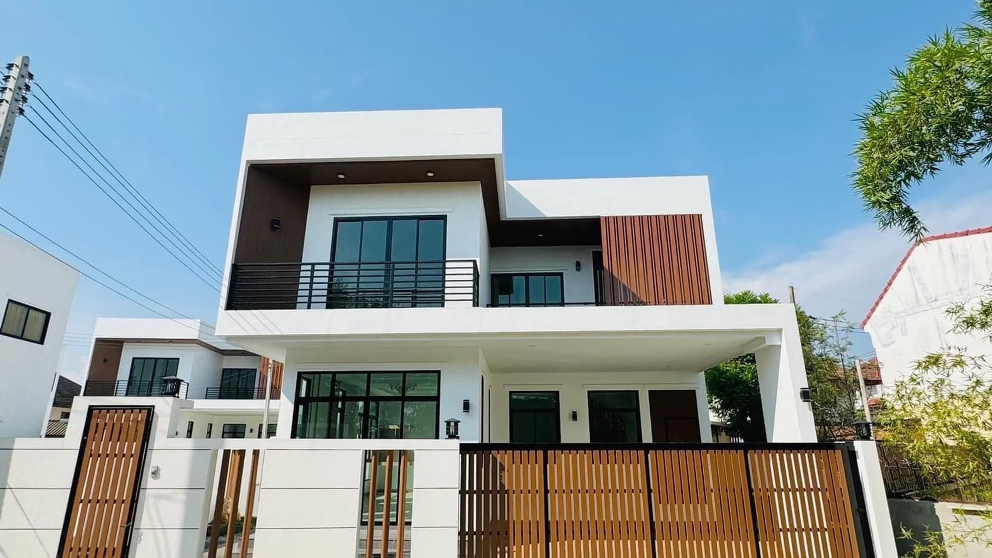 4 Bed House for Sale in Mueang Chiang Mai - Image 1