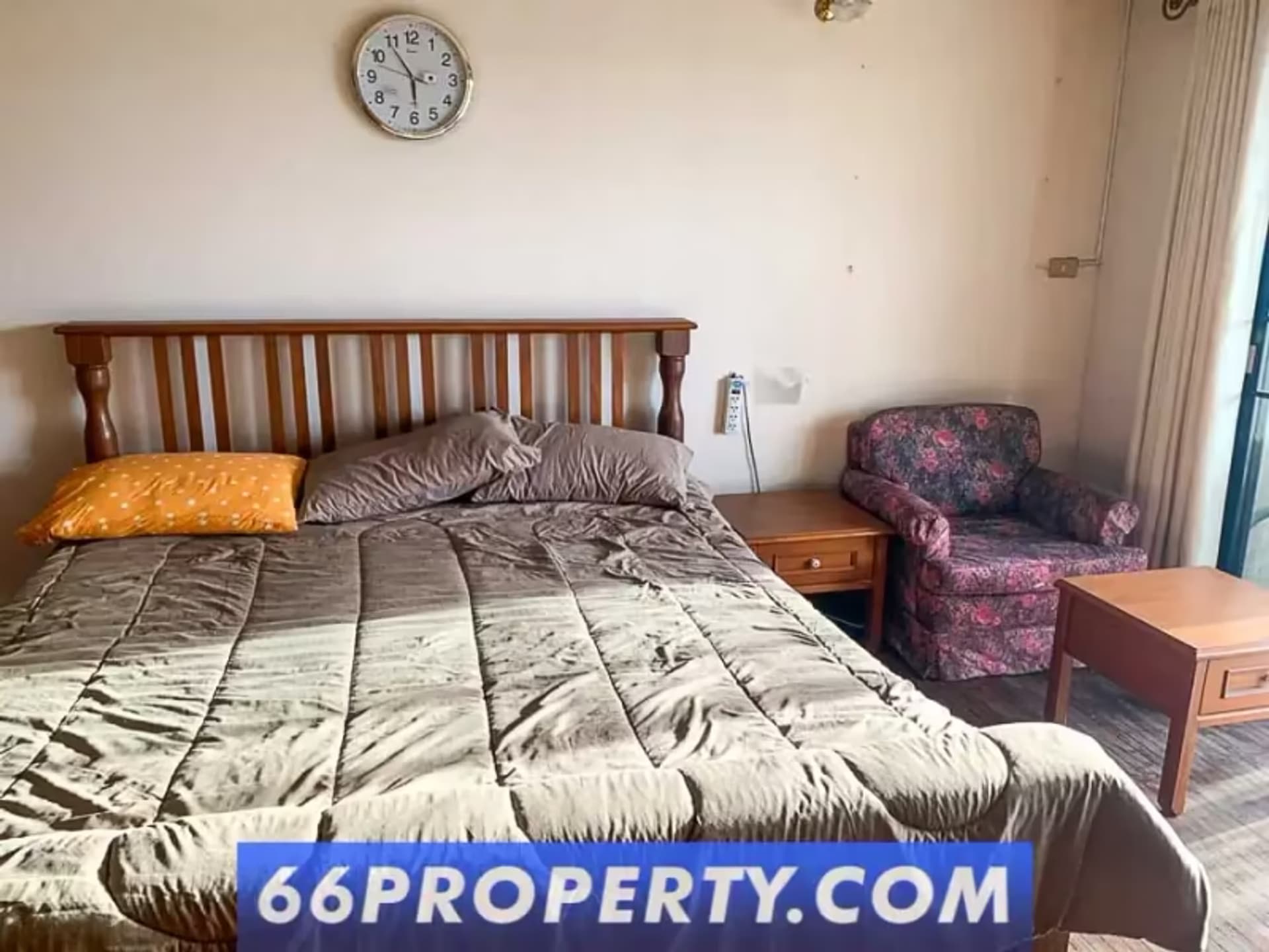 1 Bedroom Condo - Image 4