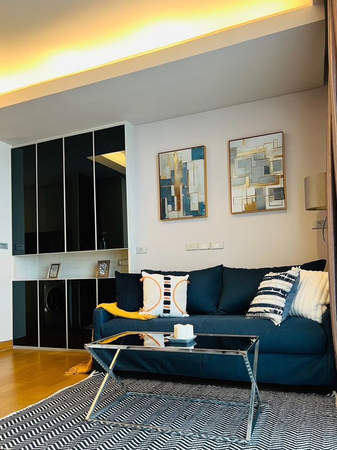 Condo for Rent at The Lumpini 24 - Image 3