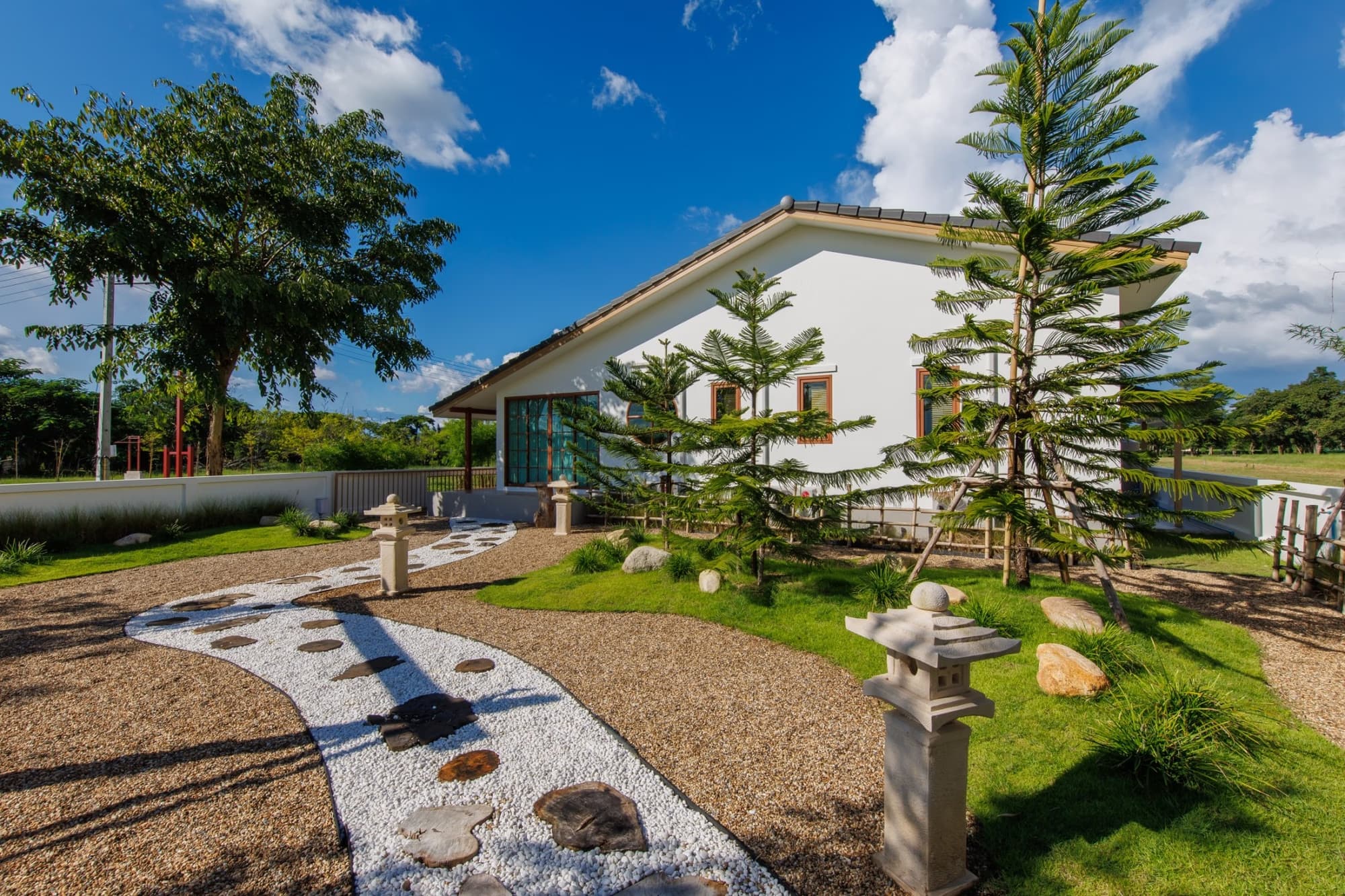 Single-Story House in Japanese Style for Sale - Image 1