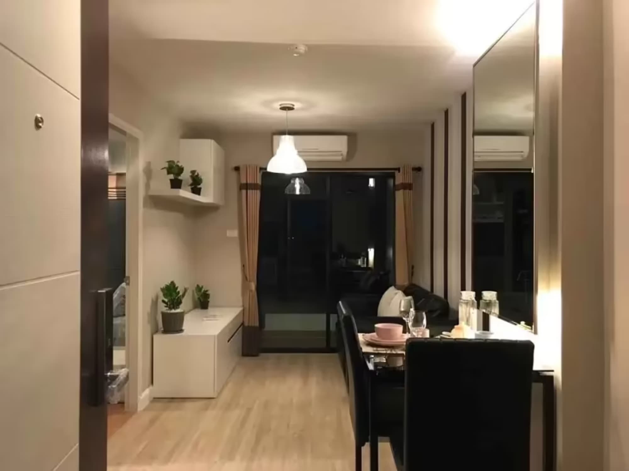 1 Bedroom Condo - Image 4