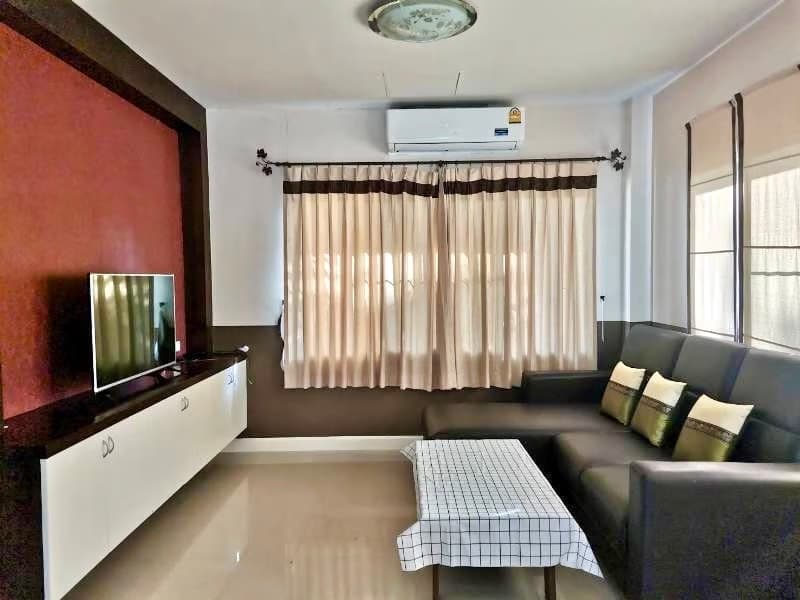 4 Bed House for Rent in Hang Dong
