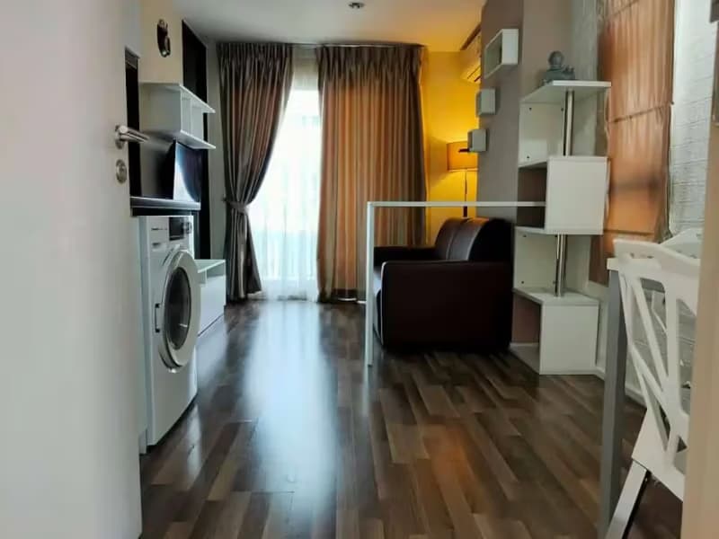 1 Bedroom Condo