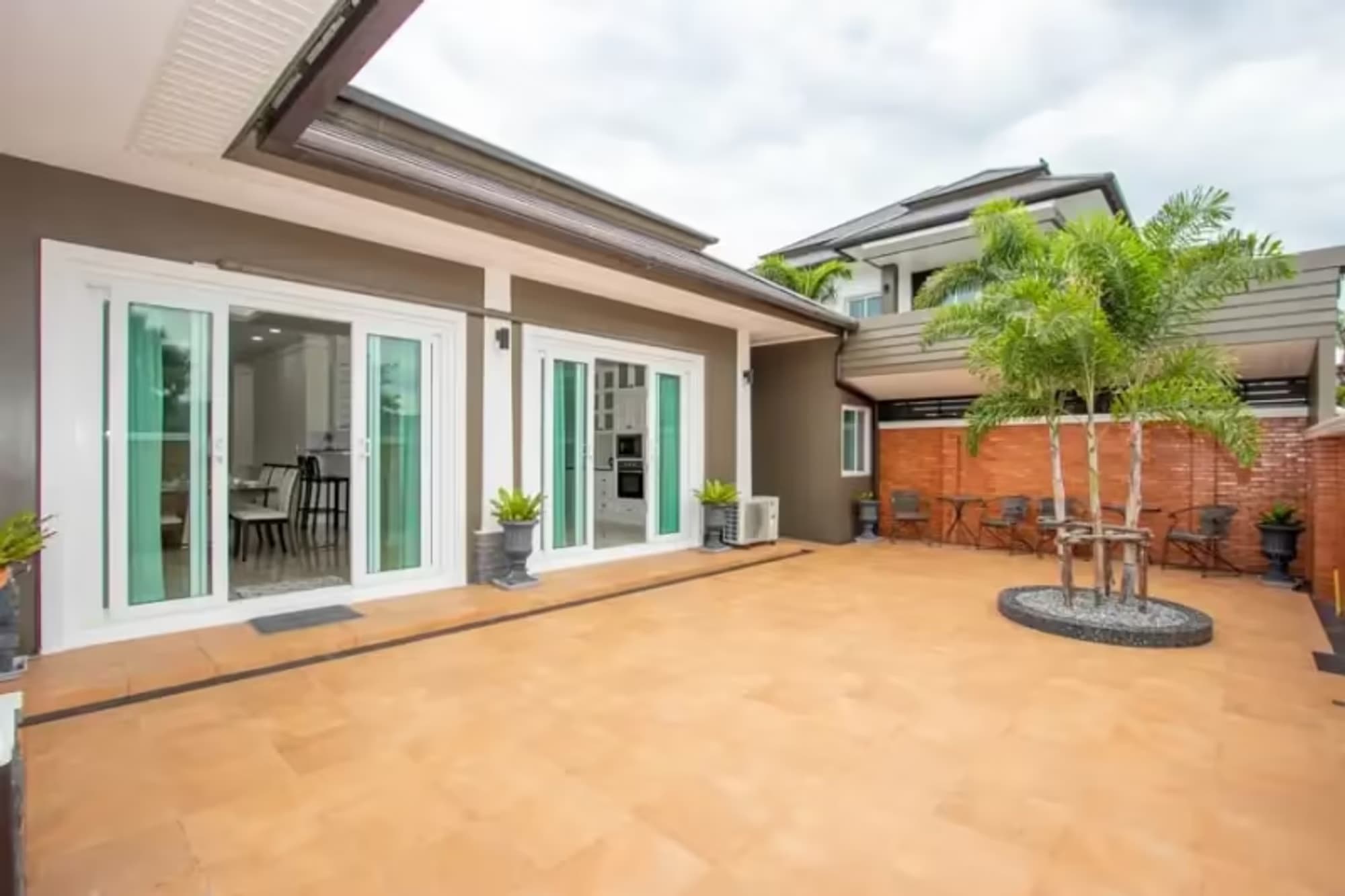 3 Bedroom House - Image 9