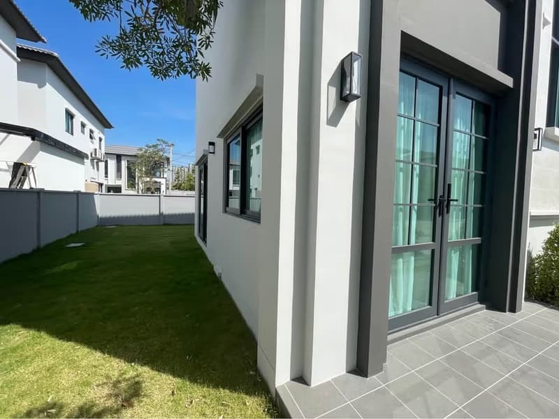 3 Bed House for Rent in Bang Phli