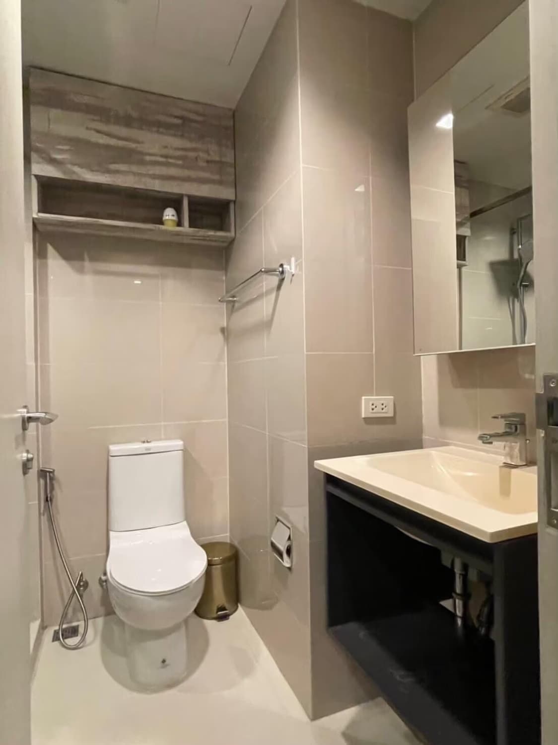 1 ห้องนอน Condo สำหรับ จำหน่าย ใน 	คลองสาน - Image 10