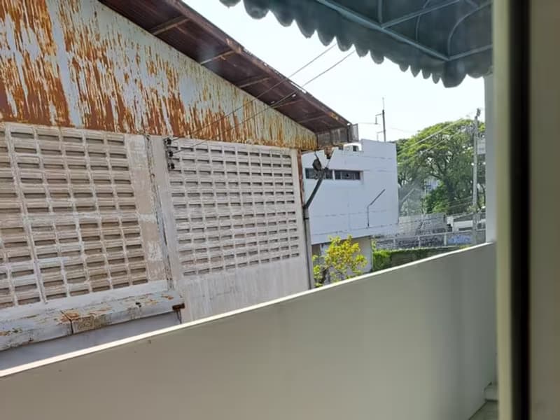  House for Sale in Watthana.