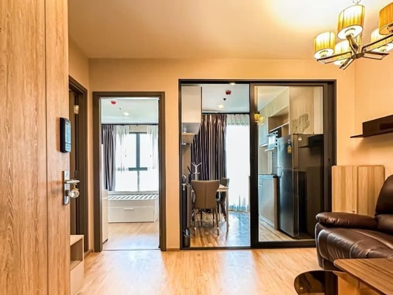 1 Bedroom Condo